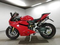 ducati-bike-1199panigale-red-70312365470-2